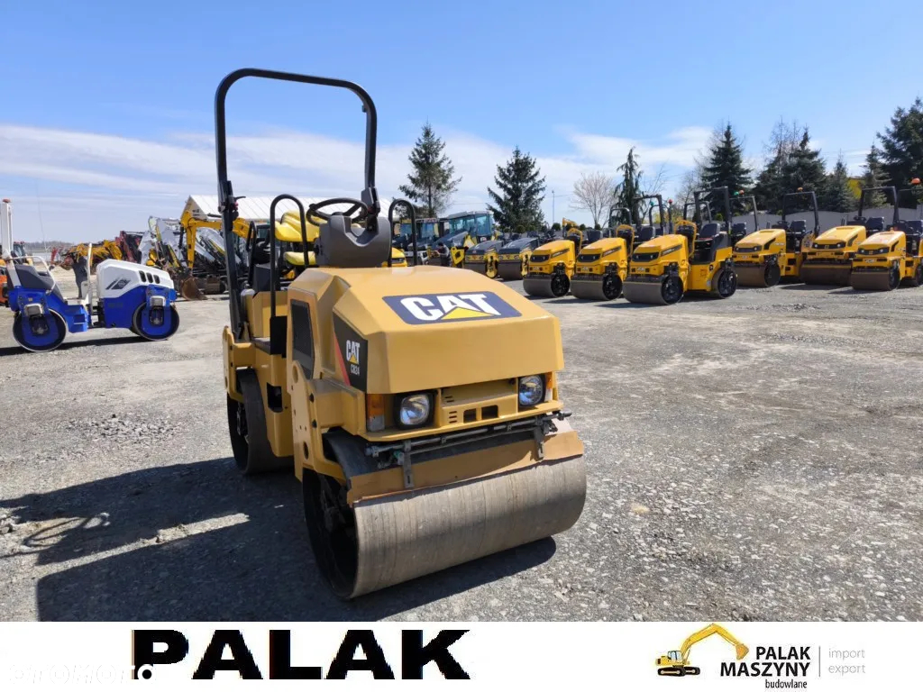 Caterpillar Walec drogowy  CAT CB 24   ,  2009 rok - 8