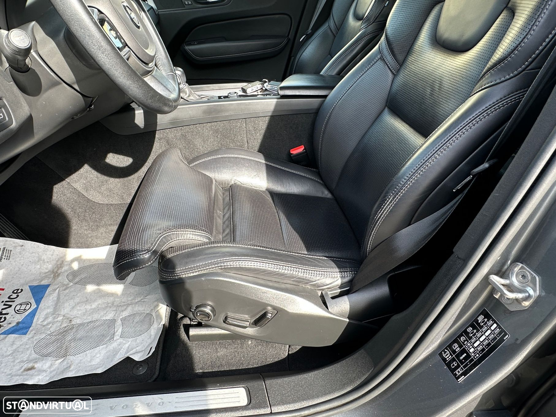 Volvo XC 60 2.0 D4 Inscription Geartronic - 15
