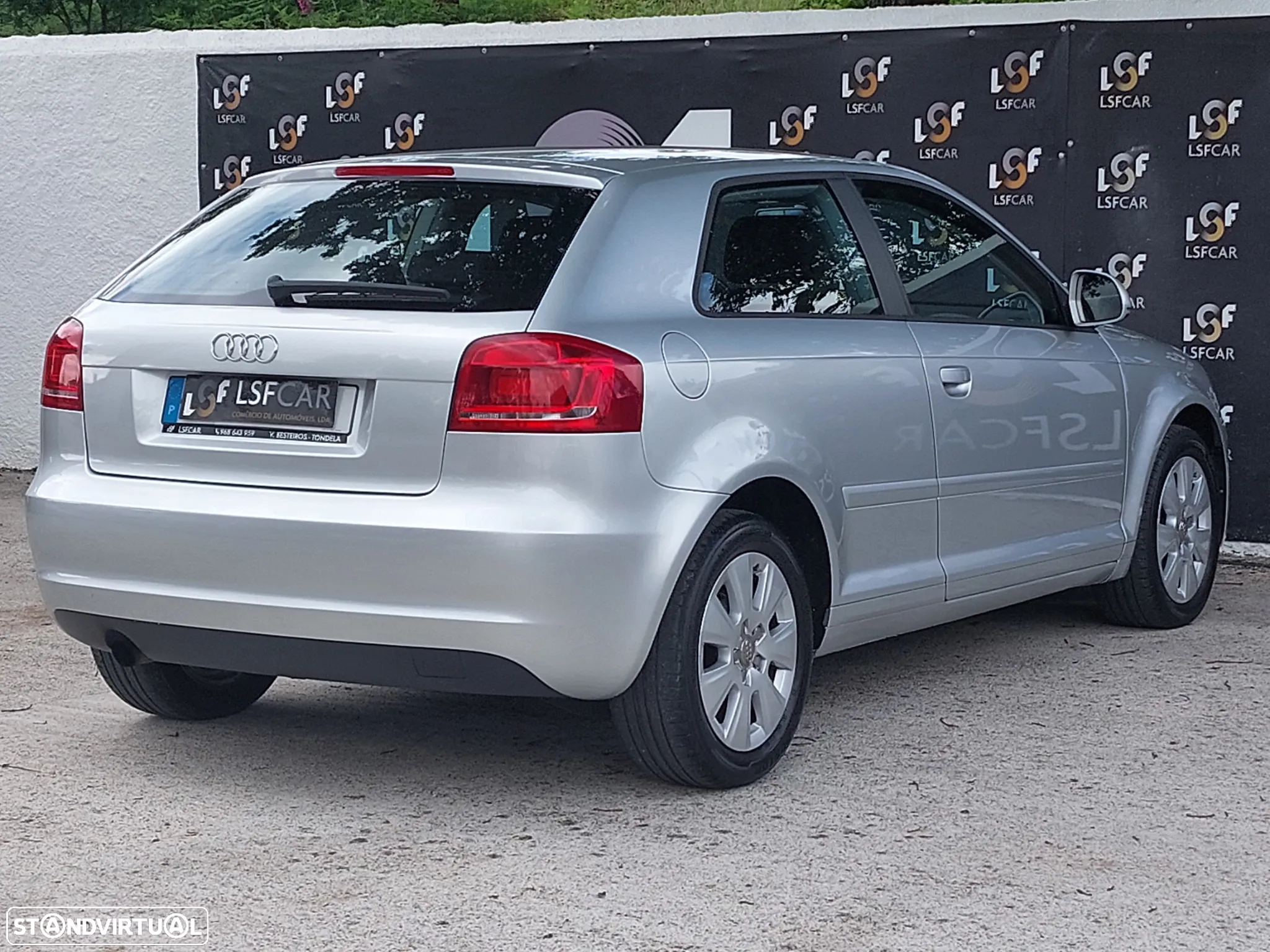 Audi A3 1.6 TDI Attraction - 6
