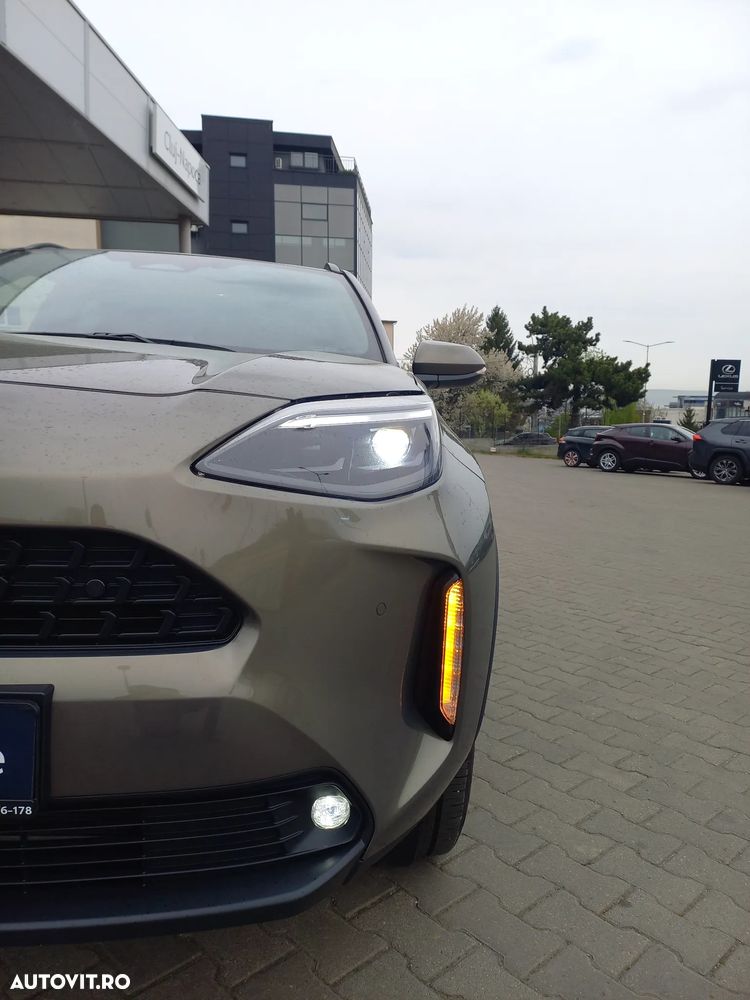 Toyota Yaris 1.5 VVT-i HSD Dynamic Bi-tone - 3