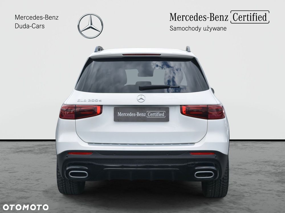 Mercedes-Benz GLB - 4