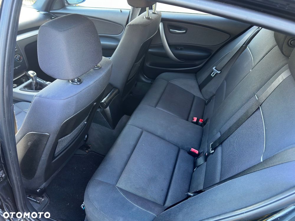 BMW Seria 1 118i - 10