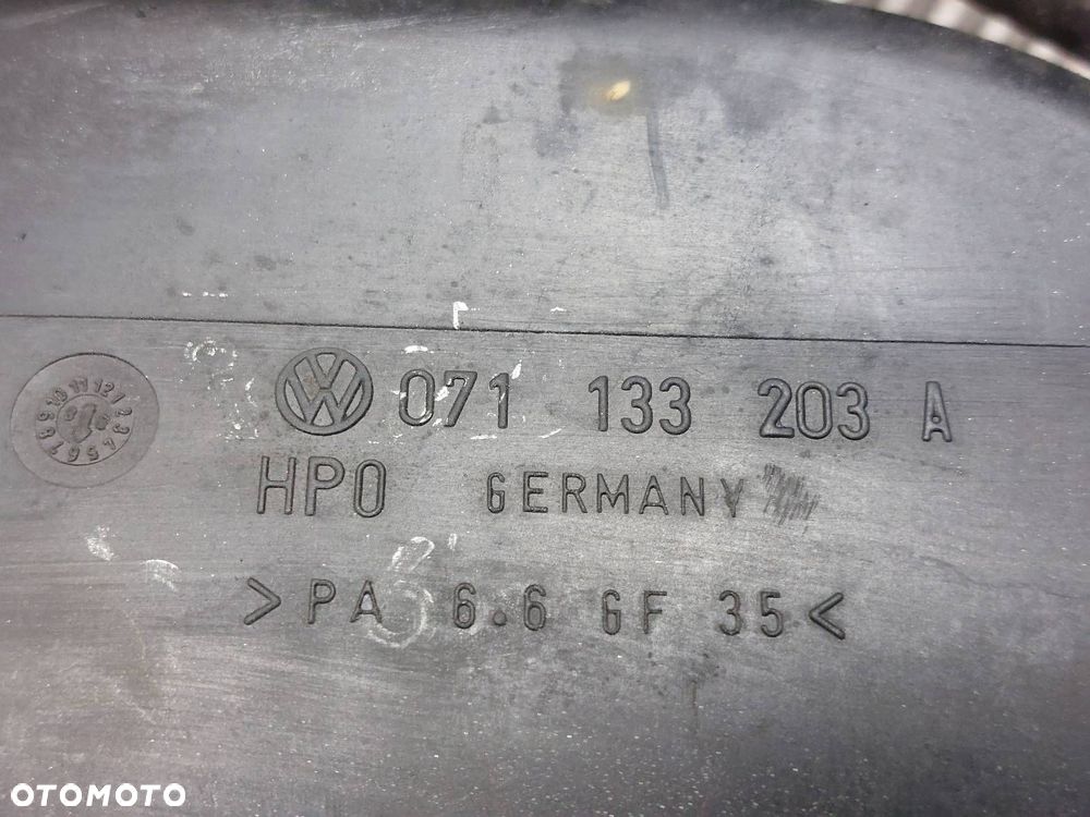 KOLEKTOR SSĄCY VOLKSWAGEN BORA I 2.3 V5 071133203A - 3