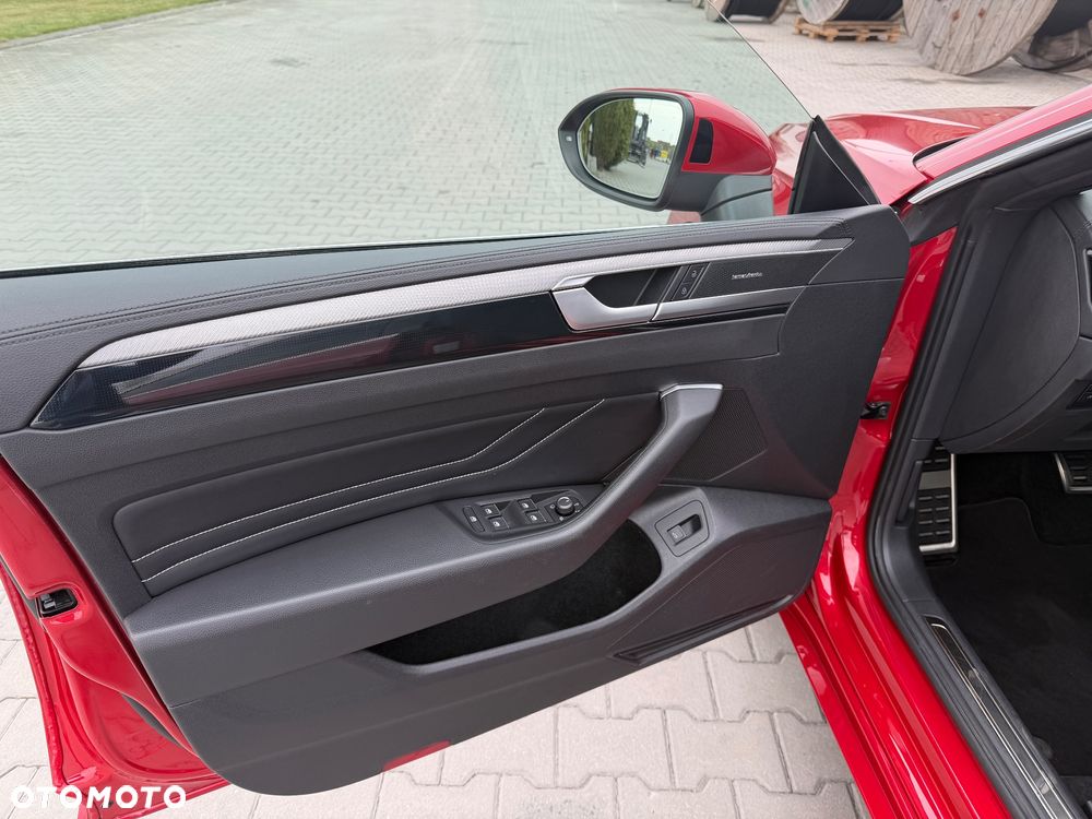 Volkswagen Arteon 2.0 TDI SCR 4Motion DSG R-Line - 17