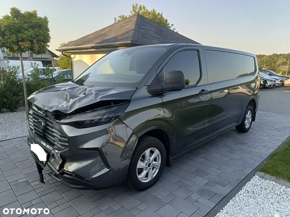 Ford Custom - 4
