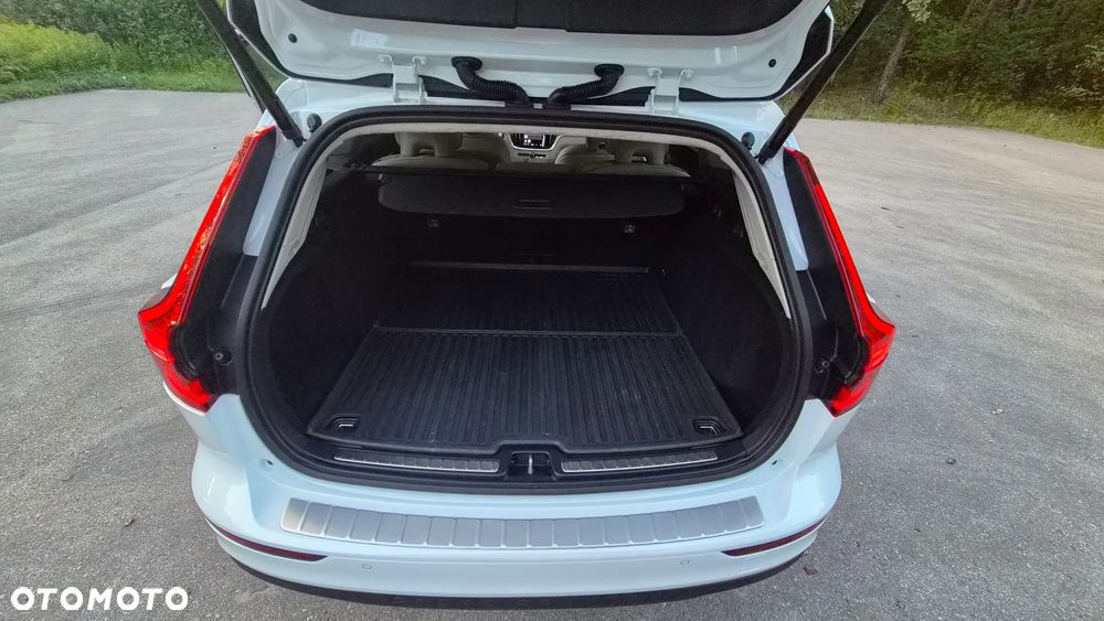 Volvo V60 Cross Country Plus B5 B AWD - 8
