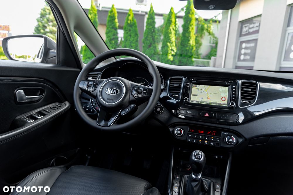 Kia Carens 1.7 CRDi Spirit - 26