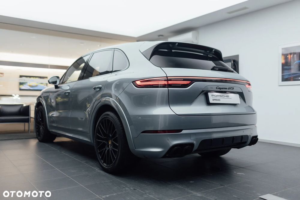 Porsche Cayenne - 13