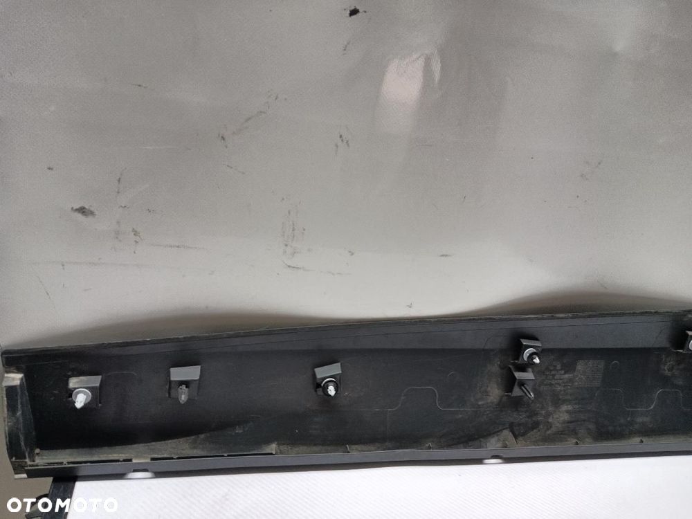 LISTWA DRZWI PRZÓD PRZEDNIA PRAWA VW ID4 11A854940 - 8
