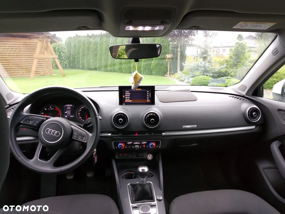 Audi A3 Sportback 1.6 TDI - 5