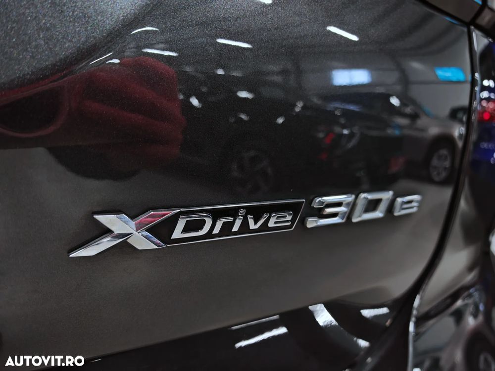 BMW X3 xDrive30e AT PHEV - 9