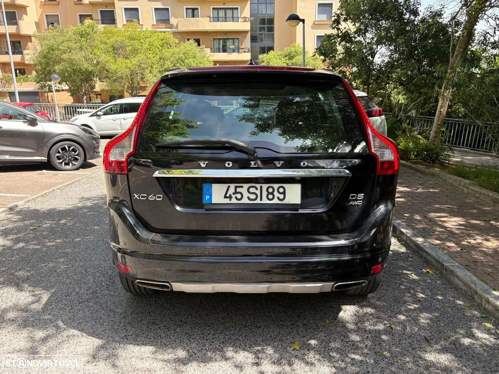Volvo XC 60 2.4 D5 Summum Geattronic - 8
