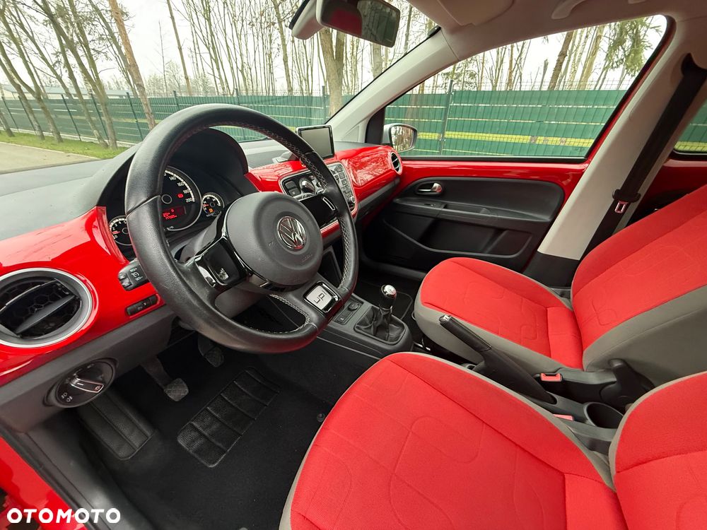 Volkswagen up! cross - 10