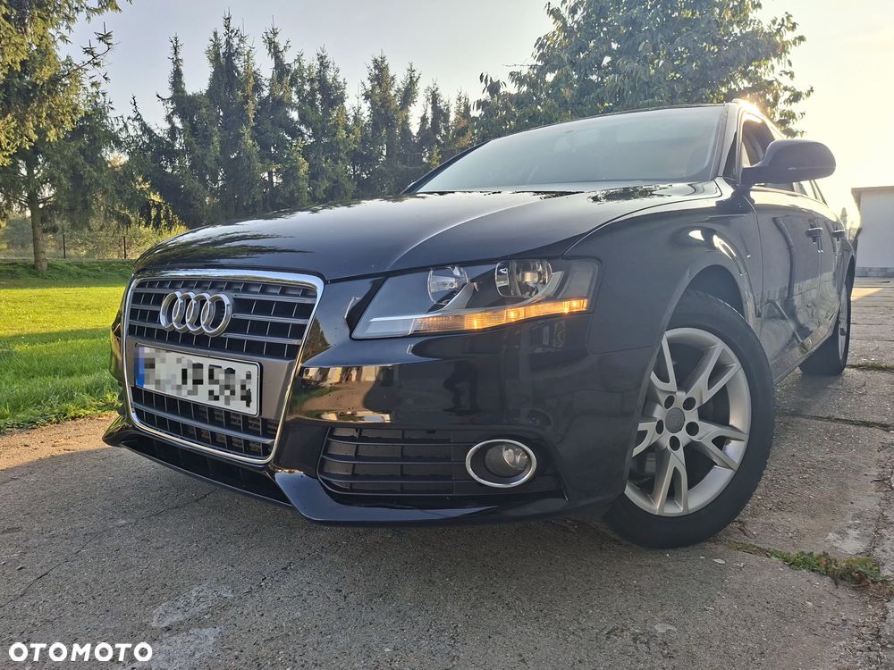 Audi A4 Avant - 16