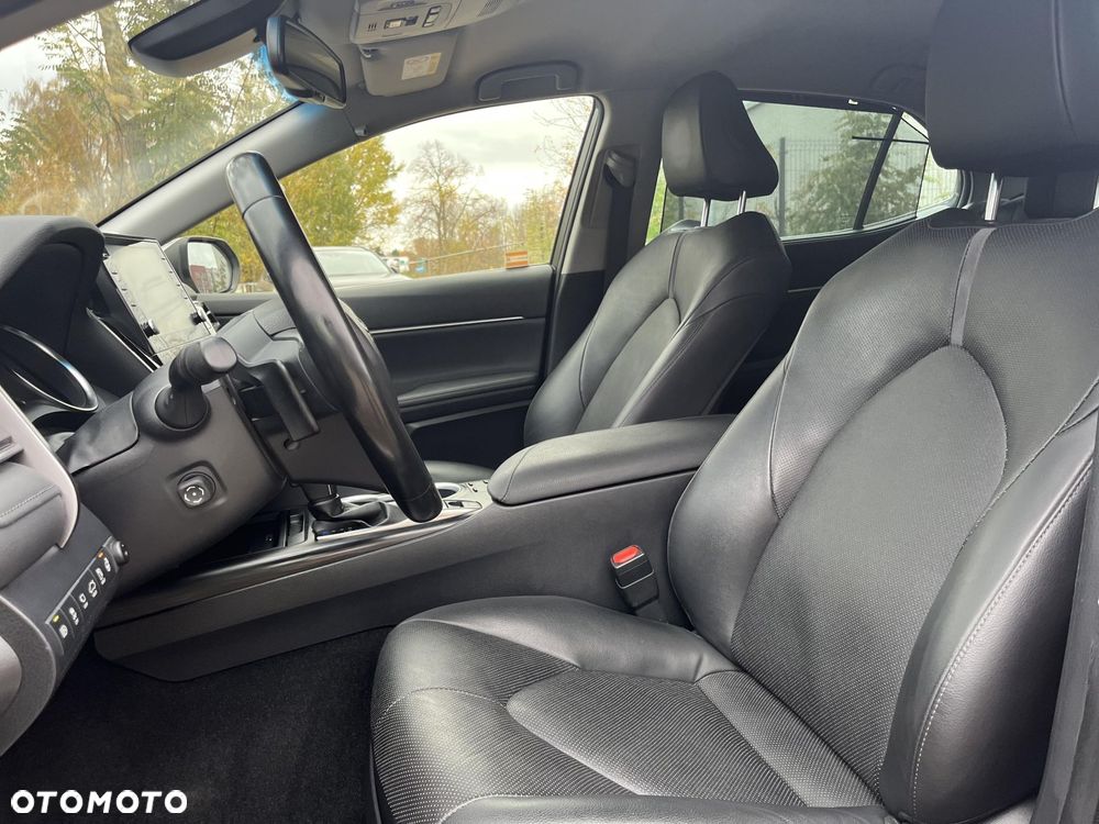 Toyota Camry 2.5 Hybrid Executive CVT - 20