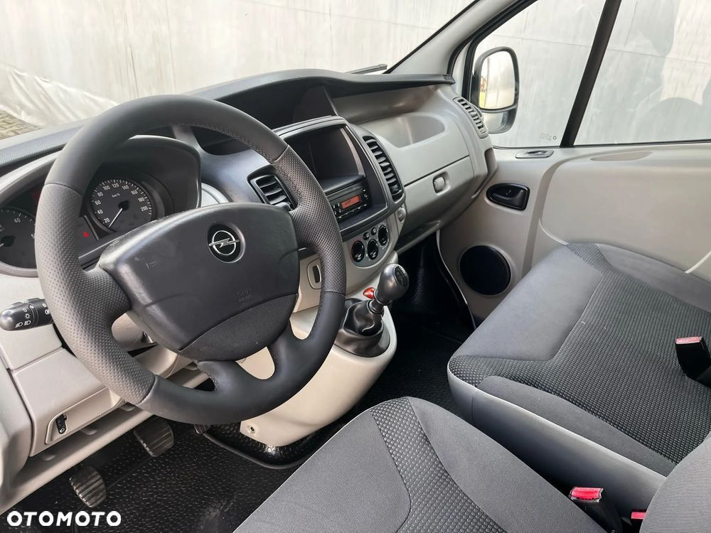 Opel Vivaro - 6