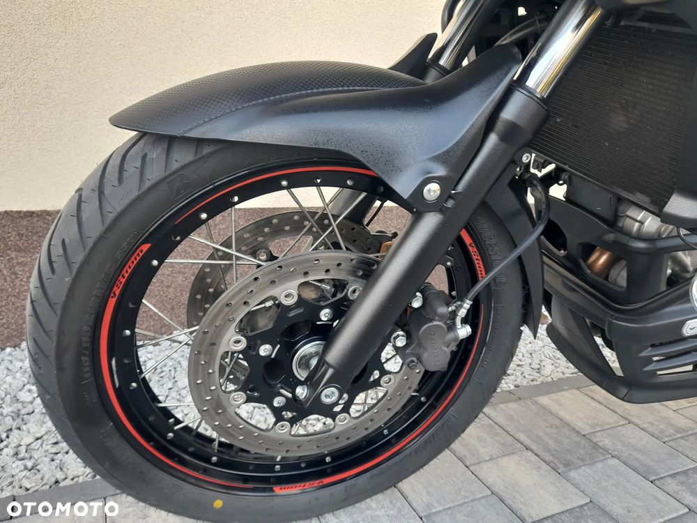 Suzuki V-STROM - 21
