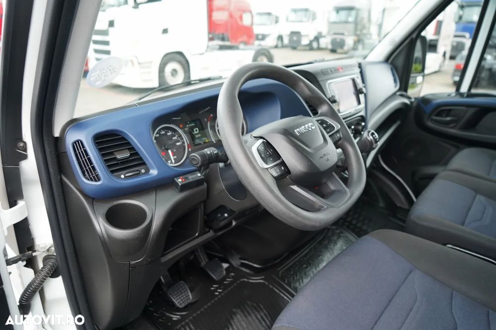 Iveco DAILY 35-NP / GNC / CONTAINER / MANUAL / PALFINGER LIFT - 750 KG / 2020 - 24