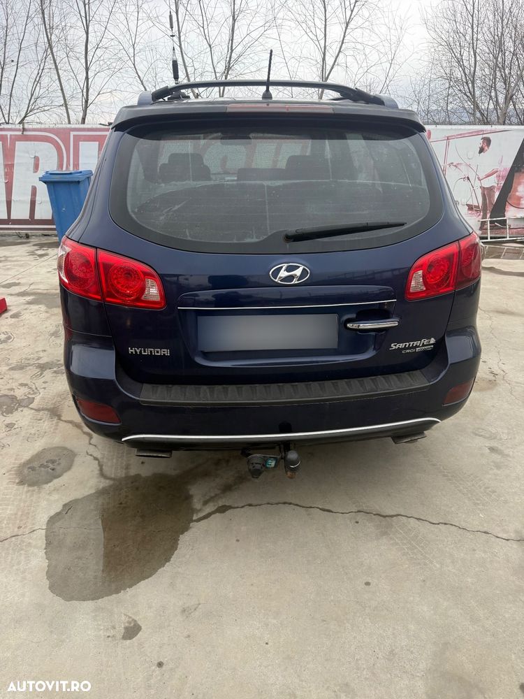 Hyundai Santa Fe 2.2 DSL VGT 5 SEATS 4WD - 3