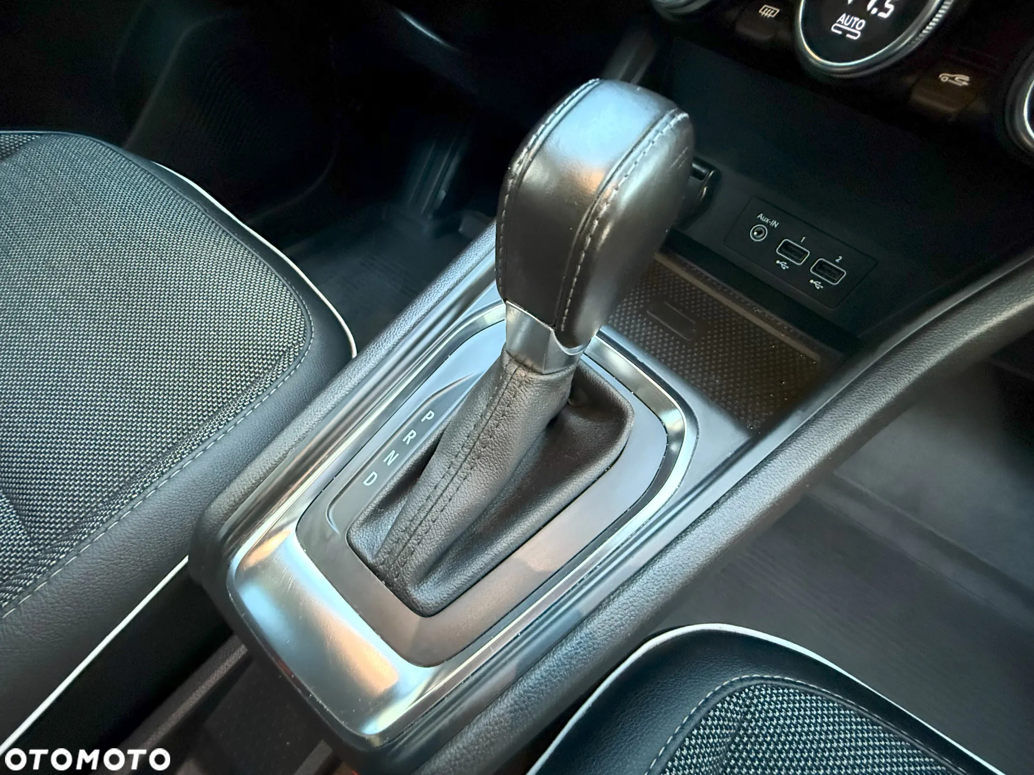 Renault Captur - 30