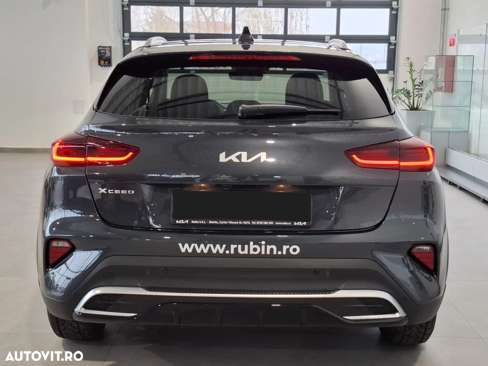 Kia XCeed 1.5 T-GDI 7DCT City - 4