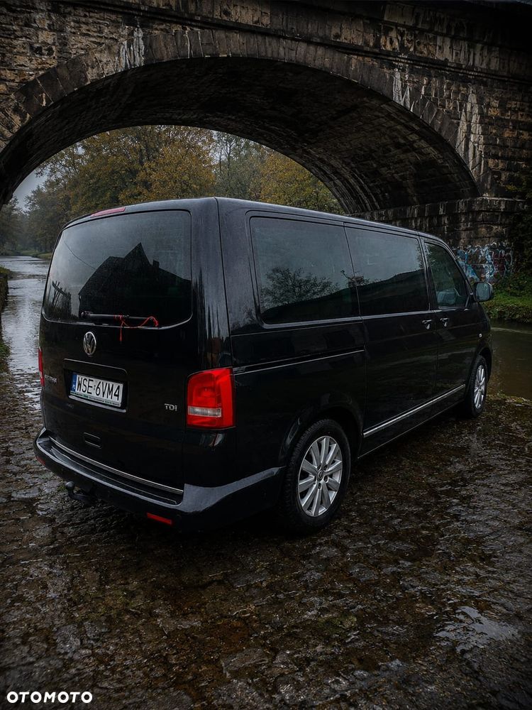 Volkswagen Multivan - 4