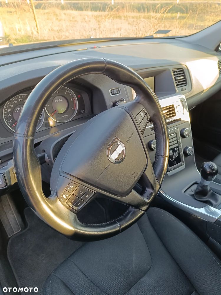 Volvo S60 D3 Kinetic - 12