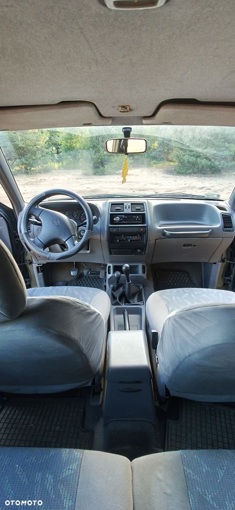 Nissan Terrano - 5