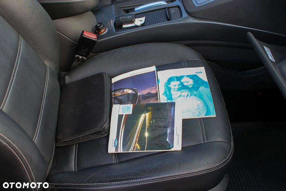 Ford Kuga 2.5 4x4 White Magic - 40