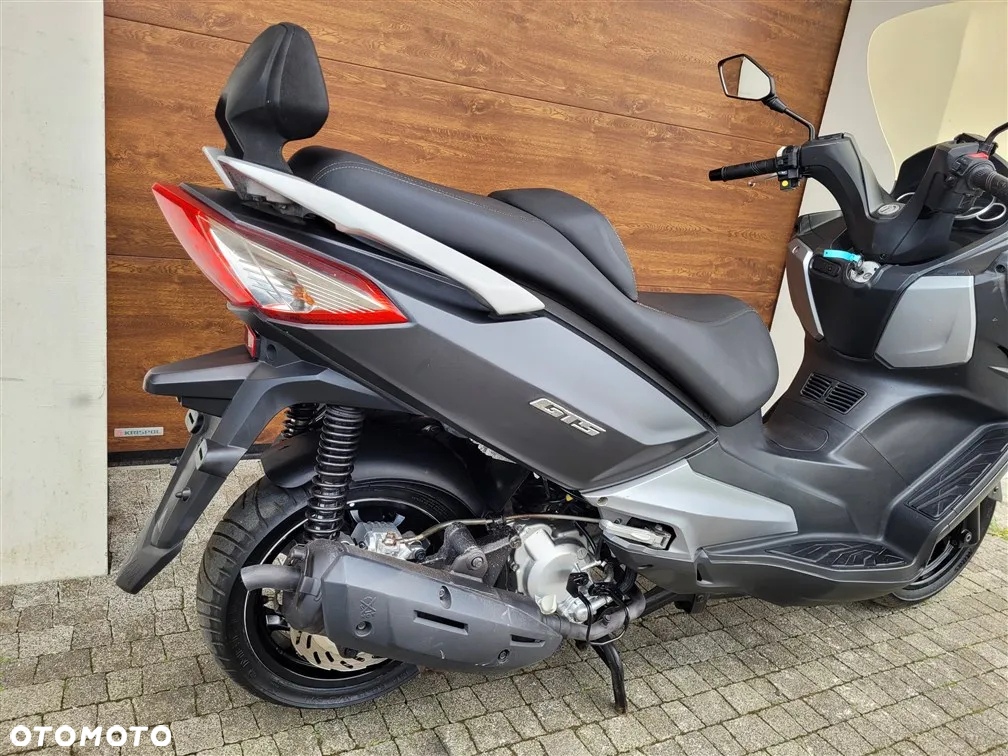 SYM GTS - 8