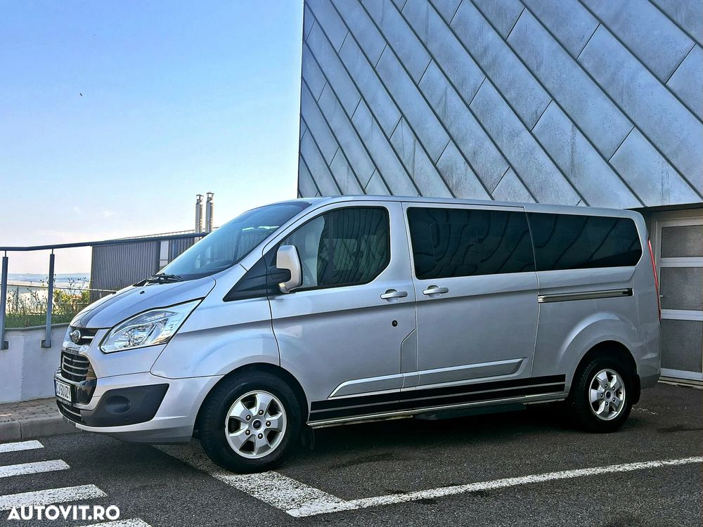 Ford Tourneo Custom - 17