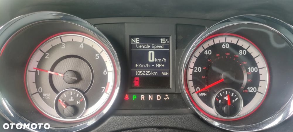 Dodge Grand Caravan - 20
