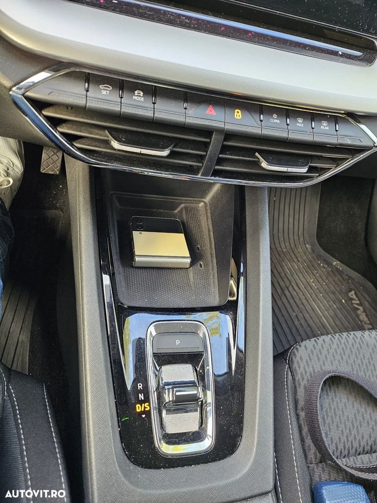 Skoda Octavia 2.0 TDI DSG Ambition - 11