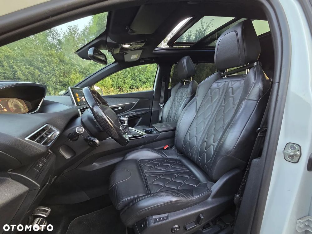 Peugeot 5008 - 23
