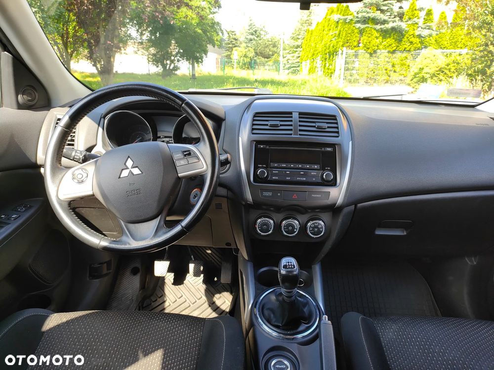Mitsubishi ASX - 11