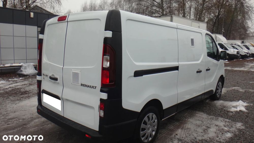 Renault Trafic - 6