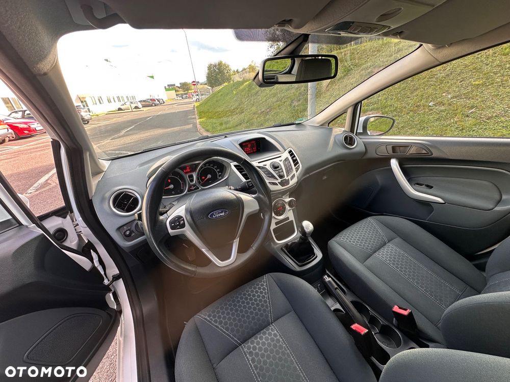 Ford Fiesta 1.25 Titanium - 22