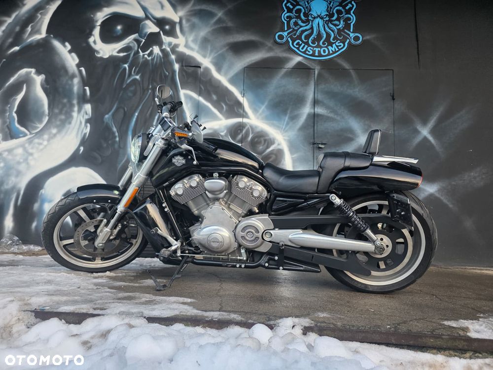 Harley-Davidson V-Rod Muscle - 2