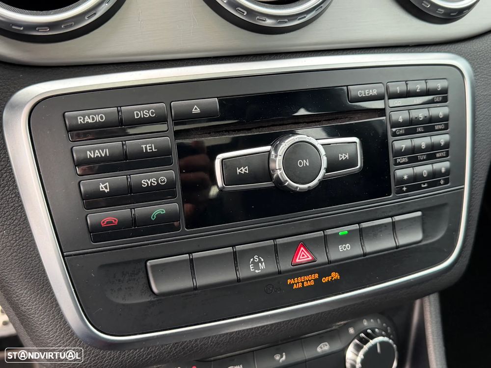 Mercedes-Benz GLA 200 d 7G-DCT AMG Line - 22