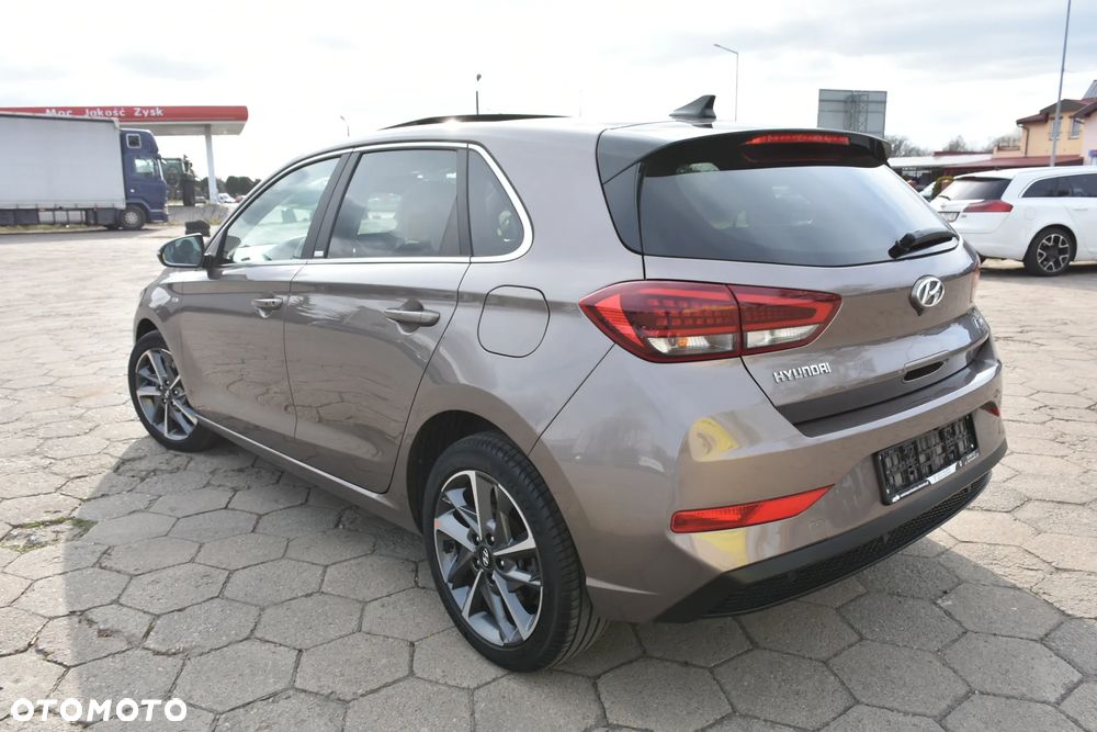 Hyundai i30 1.5 T-GDI 48V-Hybrid Prime - 4