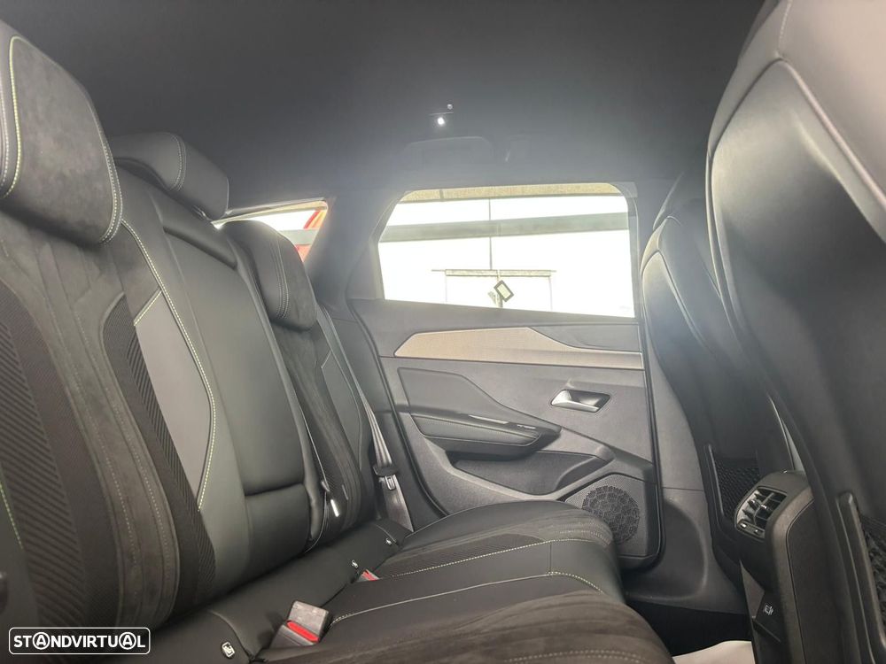 Peugeot 308 1.6 Hybrid GT Pack e-EAT8 - 39