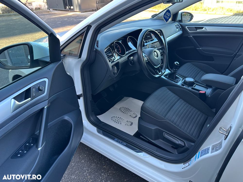 Volkswagen Golf 1.4 TSI BlueMotion Technology Cup - 17