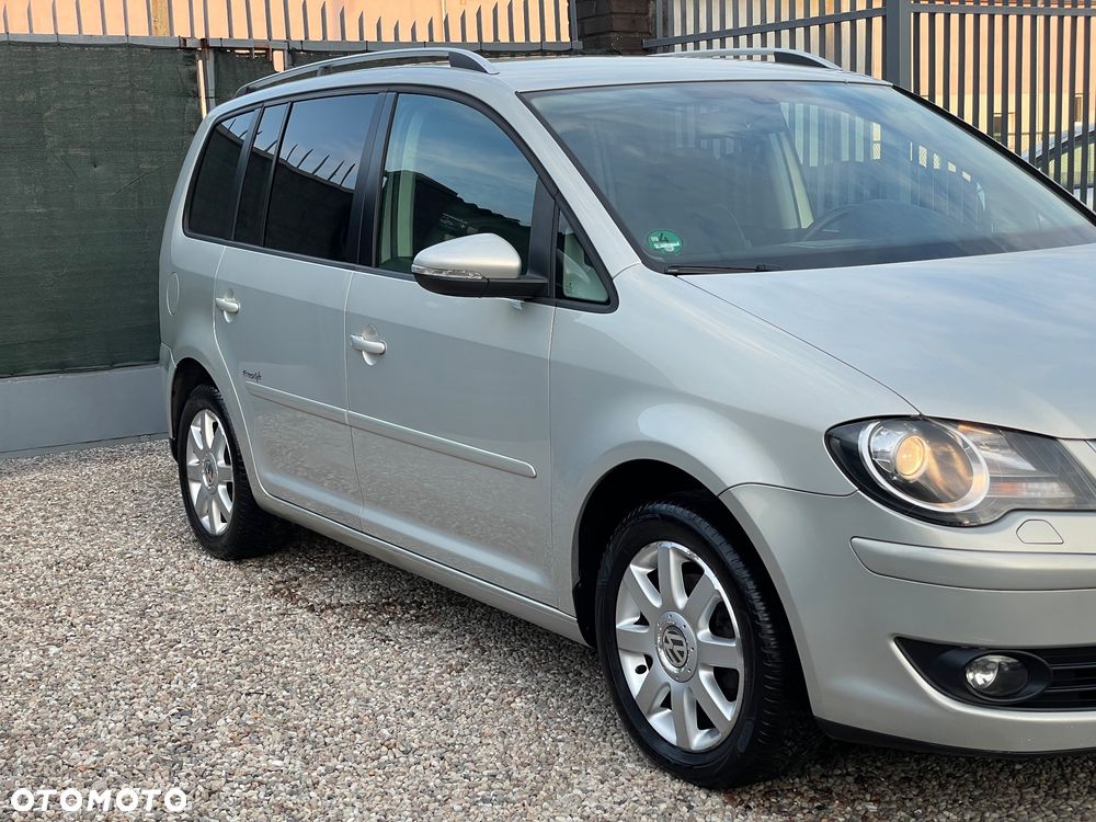 Volkswagen Touran 1.9 TDI DPF Freestyle - 4