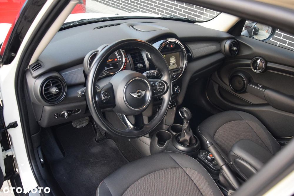 MINI Cooper 60 Years Chili - 10