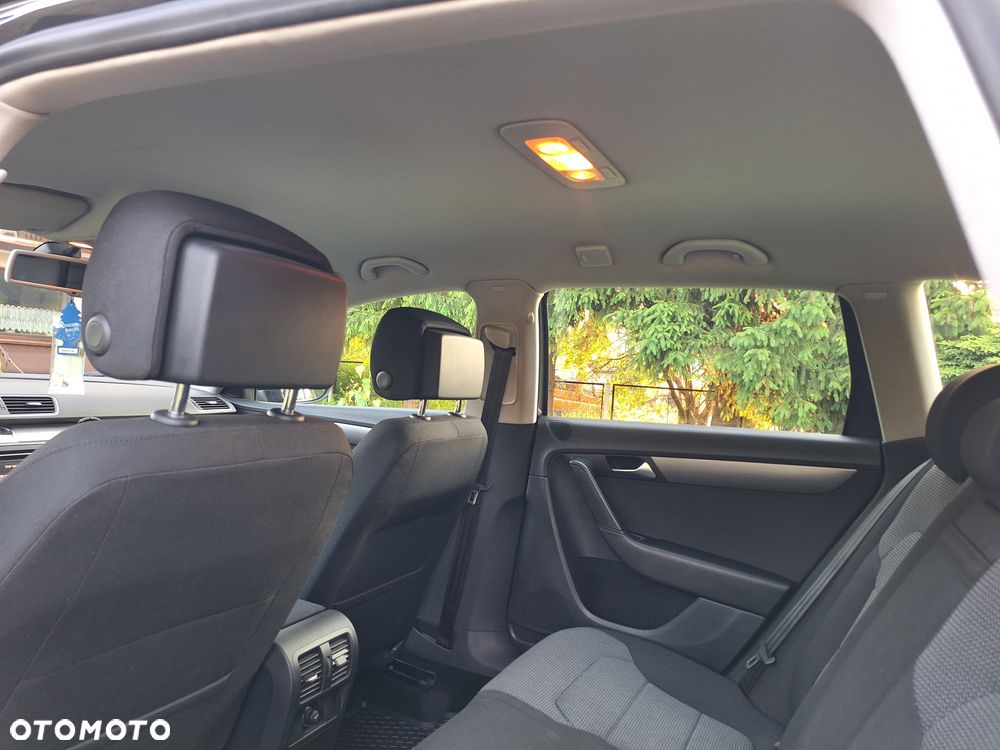 Volkswagen Passat 1.6 TDI BlueMotion - 29