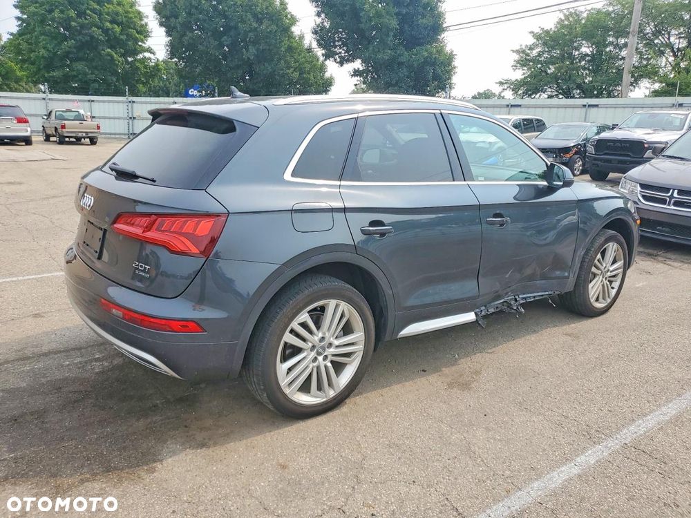 Audi Q5 - 4