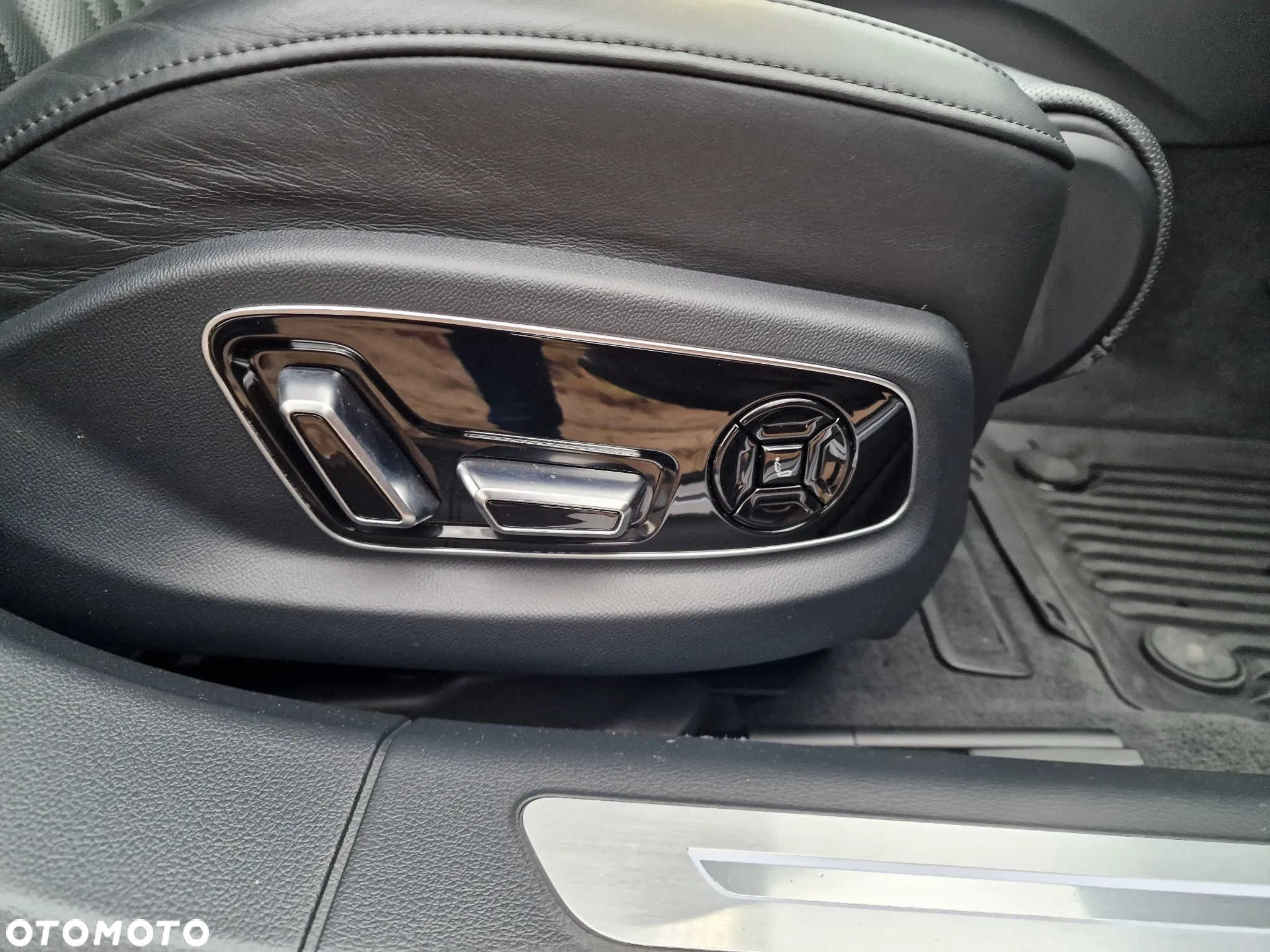 Audi A8 - 21