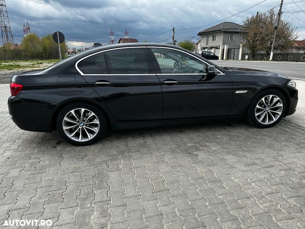 BMW Seria 5 520i Aut. Luxury Line - 10