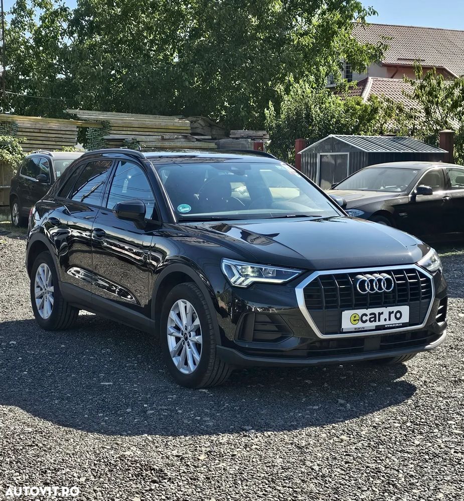Audi Q3 45 TFSIe S tronic S line - 2