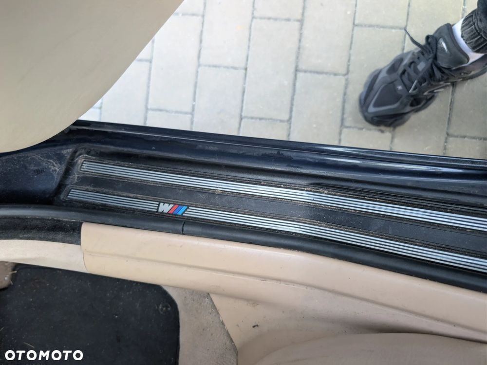 BMW Seria 3 318i - 12